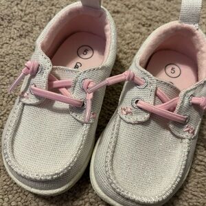Toddler shoes